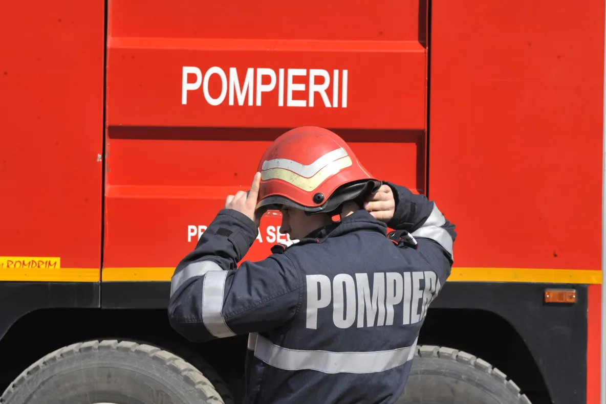 O nouă sesiune de admitere pentru tinerii care doresc să ajungă pompieri