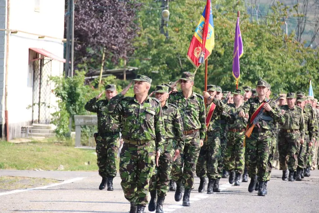 Militarii din Afganistan au revenit acasă