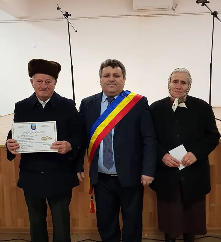 În prag de Sărbători, Bobota și-a premiat cuplurile "de aur"