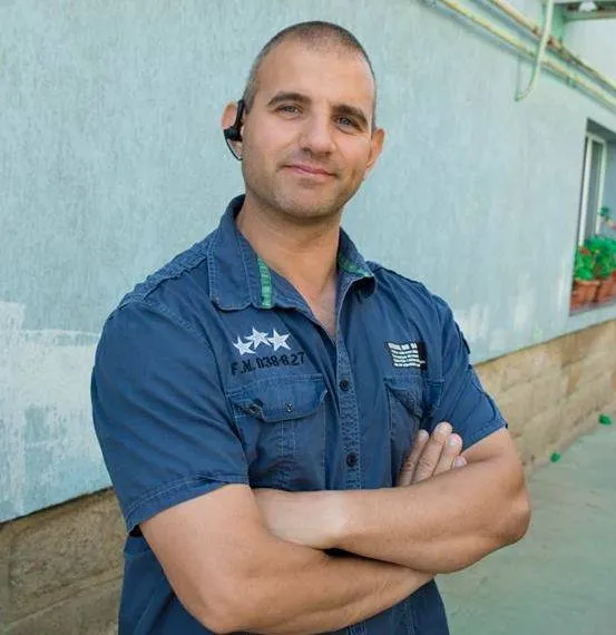 Împreună pentru Arnie! Să-l ajutăm să trăiască!!!!
