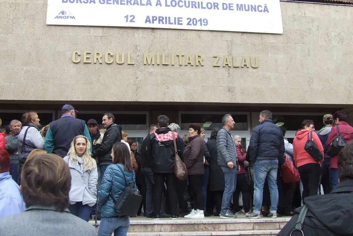 Bursa generală a locurilor de muncă: oferte puţine, interes scăzut din partea şomerilor