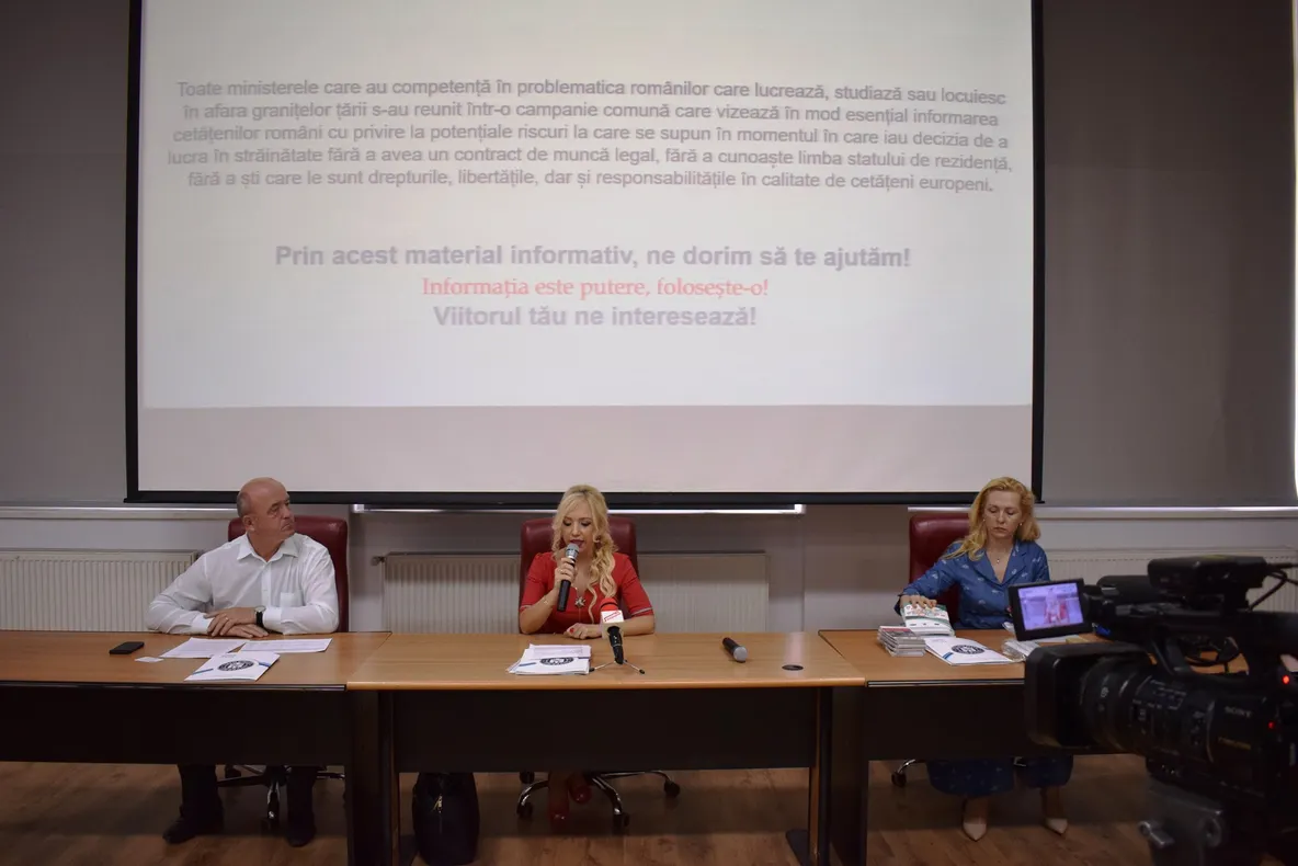 Autoritățile sălăjene, informate despre Campania Națională “Informare acasă! Siguranță în lume!“