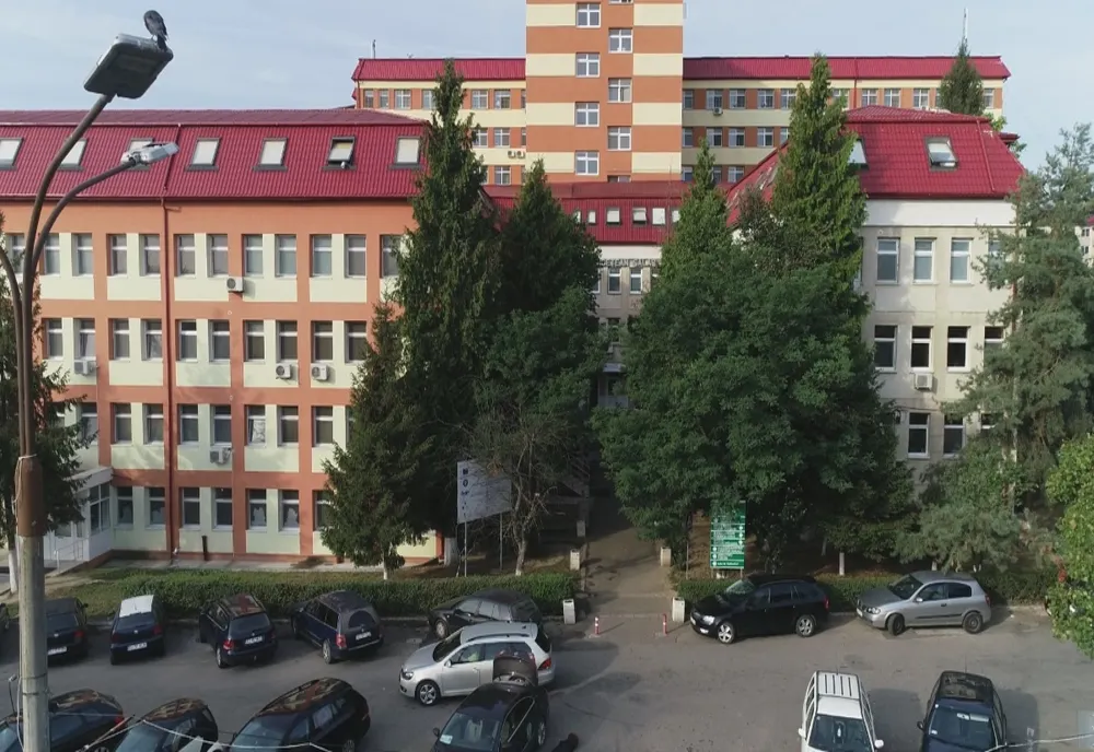 Fără program de vizită la Spitalul Județean . Accesul vizitatorilor - restricționat 