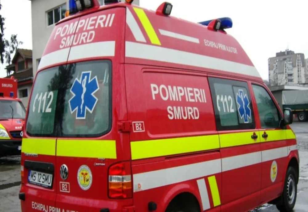  Tragedie la Zalău. O fetiță de doi ani a decedat după ce a căzut de la etajul patru al unui bloc 