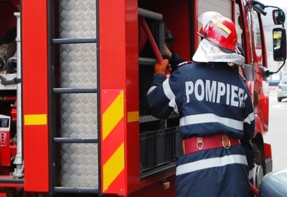 Gospodărie în flăcări pe strada Cetății din Zalău