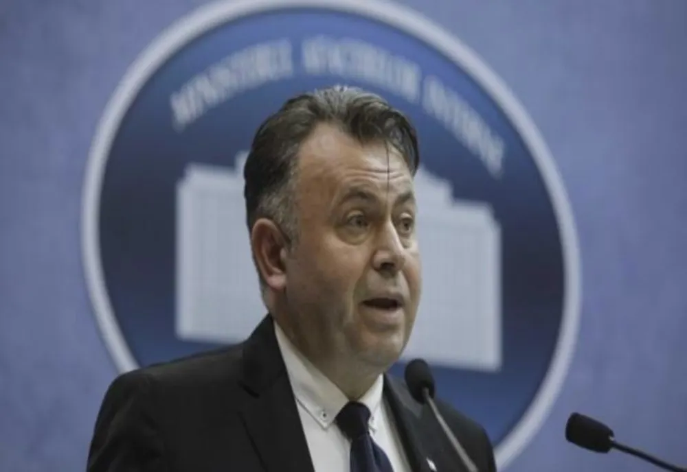 Nelu Tătaru: "Acest virus ne-a schimbat radical viața. Fac apel la cetățeni să respecte măsurile impuse, sunt luate pentru a vă proteja viața și sănătatea".