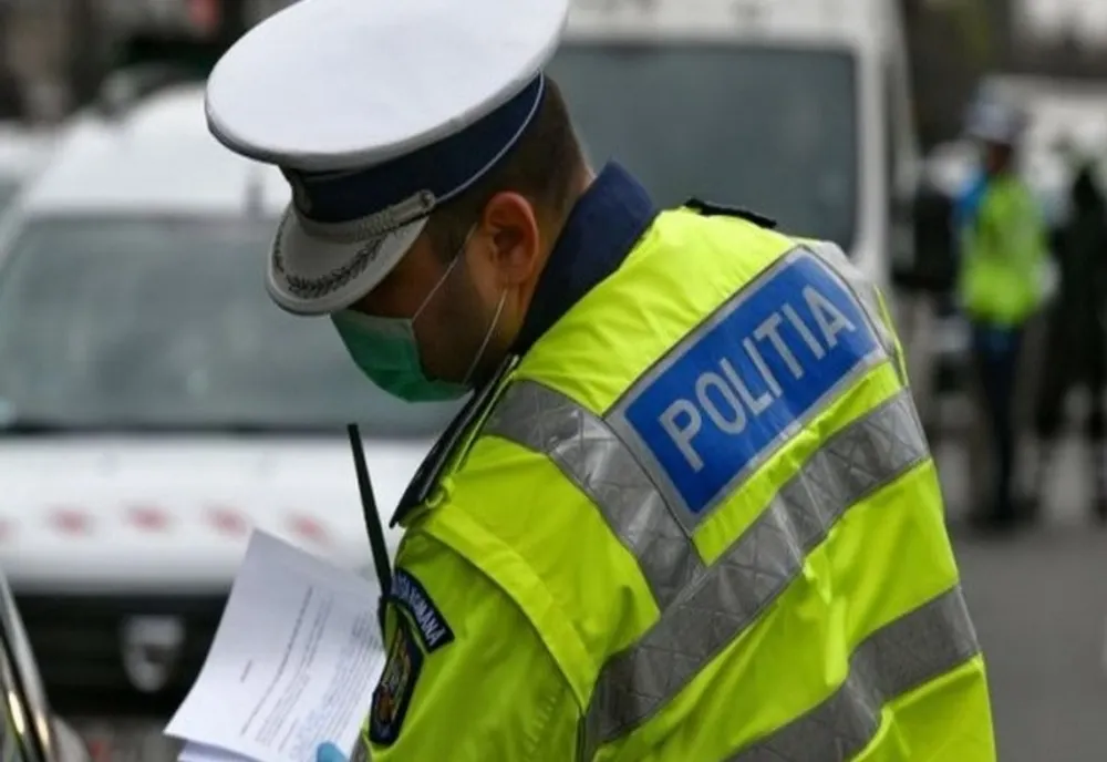 Doi bărbați cu adeverințe false, prinși de polițiștii zălăuani