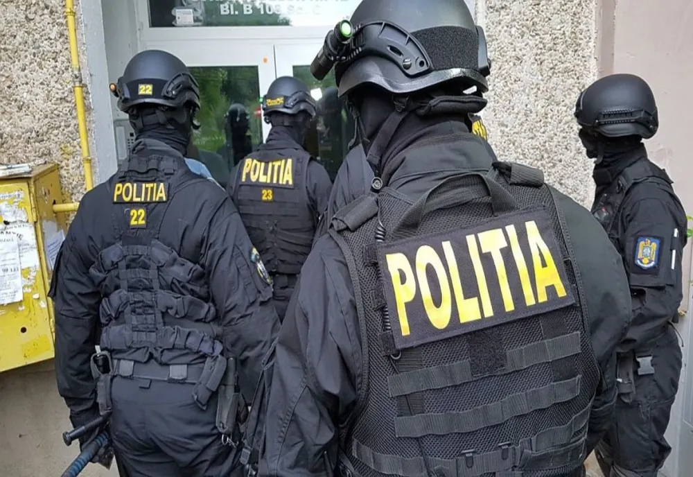 Percheziţii domiciliare la locuinţele a trei minori din Sălaj