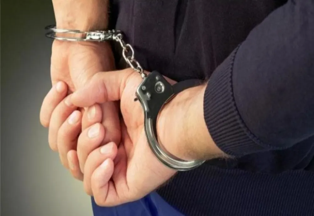 Sălăjeni prinşi de poliţişti după ce au comis mai multe furturi