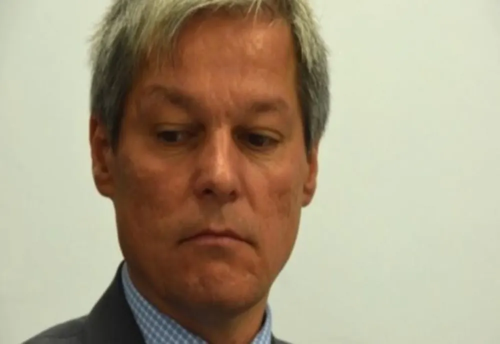 Culisele statului paralel | Biografia controversată a enigmaticului Dacian Cioloș - legătura cu Serviciile