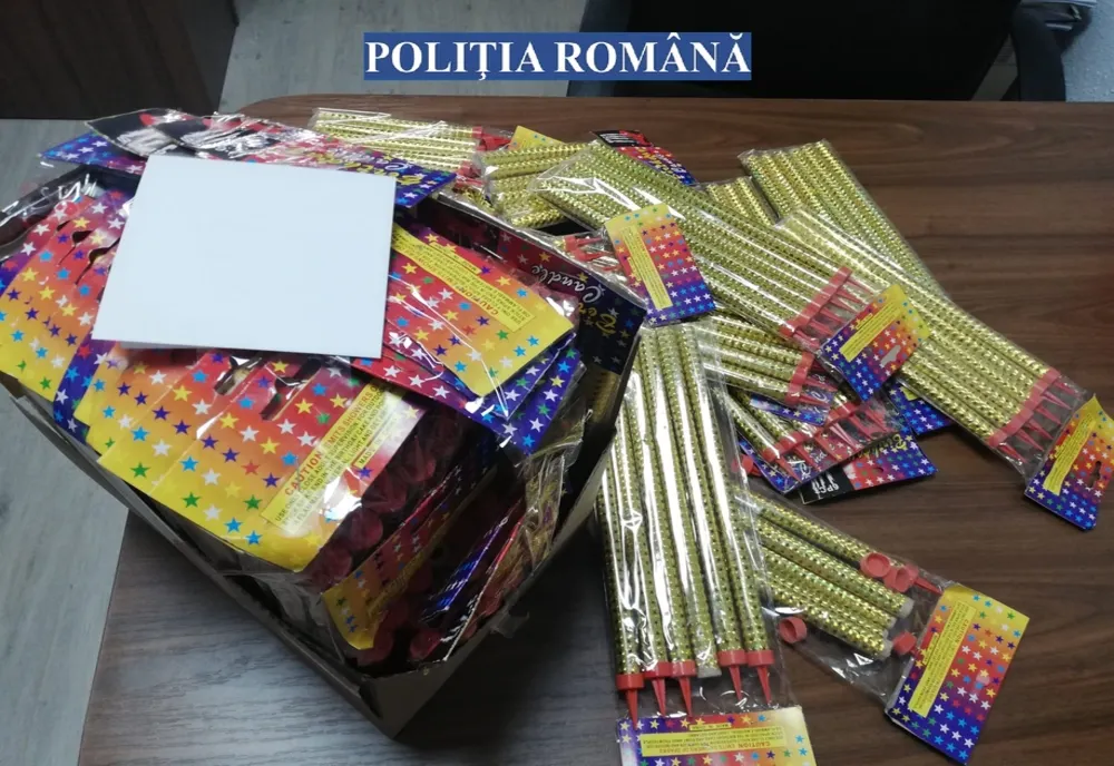 Minor din Zalău prins cu peste 700 de articole pirotehnice 