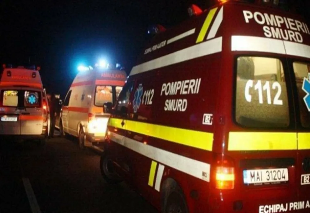 Accident cu două maşini în Zalău! Un şofer a fost rănit