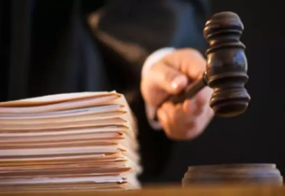 Doi sălăjeni, trimiși în judecată pentru trafic de substanțe interzise! Un al treilea a fost arestat preventiv, într-un dosar disjuns