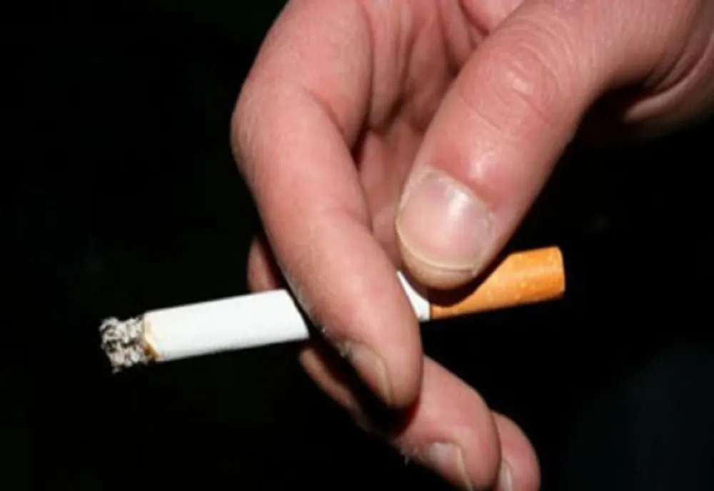 Bărbat amendat pentru că a fumat într-un bar din Crasna! A fost amendat şi patronul localului