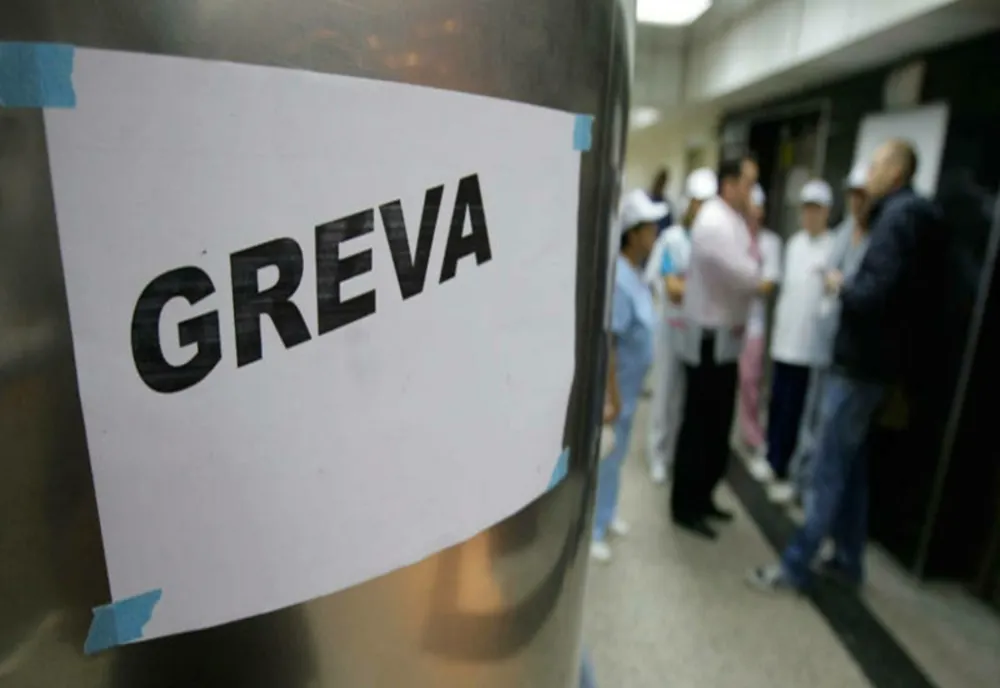 Grevă a sindicaliștilor - Proteste în București și alte 26 de direcții teritoriale - Ce revendică angajații
