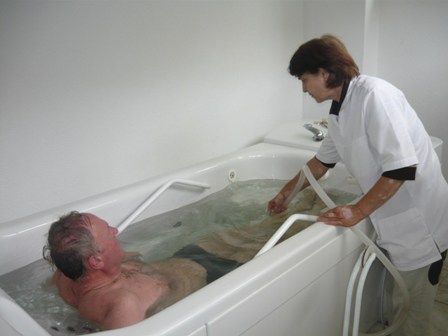 Tratament la preț redus prin Casa Județeană de Pensii