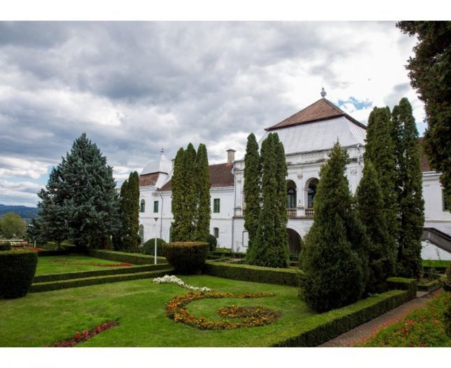 Castelul din Jibou, scos din nou la vânzare