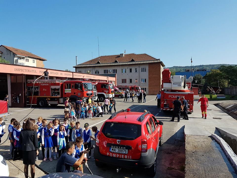 Pompierii  sălăjeni și-au deschis porțile pentru vizitatori