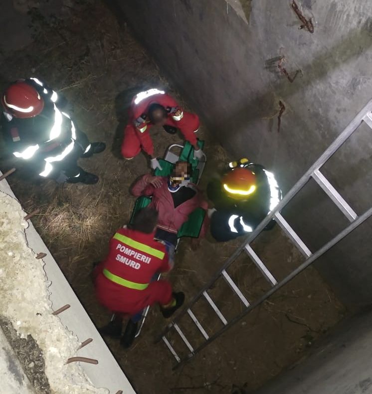 În ultima săptămână, pompierii au lucrat ''la foc continuu'': 72 de intervenţii în şapte zile