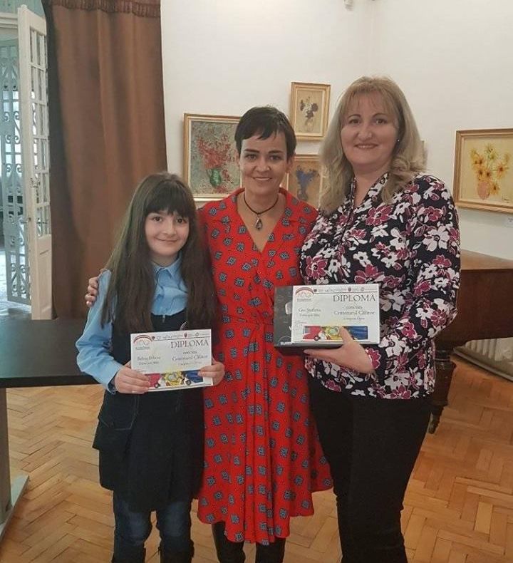 La Galeria de Artă ”Ioana Sima”: premii pentru cei mai buni participanţi la concursul ''Centenar Călător''