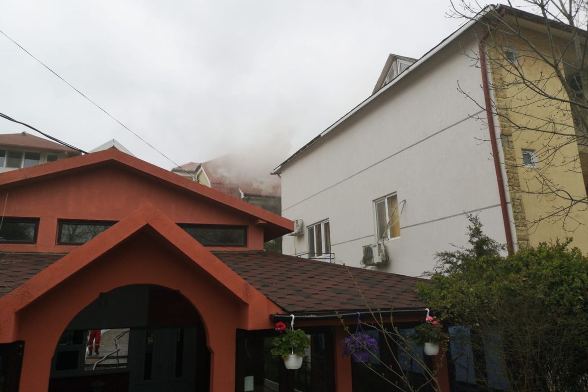 Incendiile de vegetaţie fac ravagii în Sălaj. Gospodarii ignoranţi, sancţionaţi de pompieri