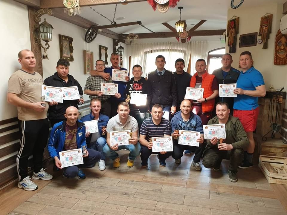 Pompieri sălăjeni, pe podium la Cupa ASPR - tenis de masă