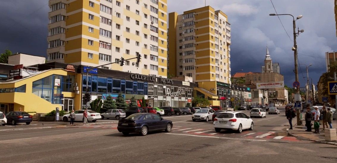 Meteorologii avertizează: nu scăpăm de ploi!