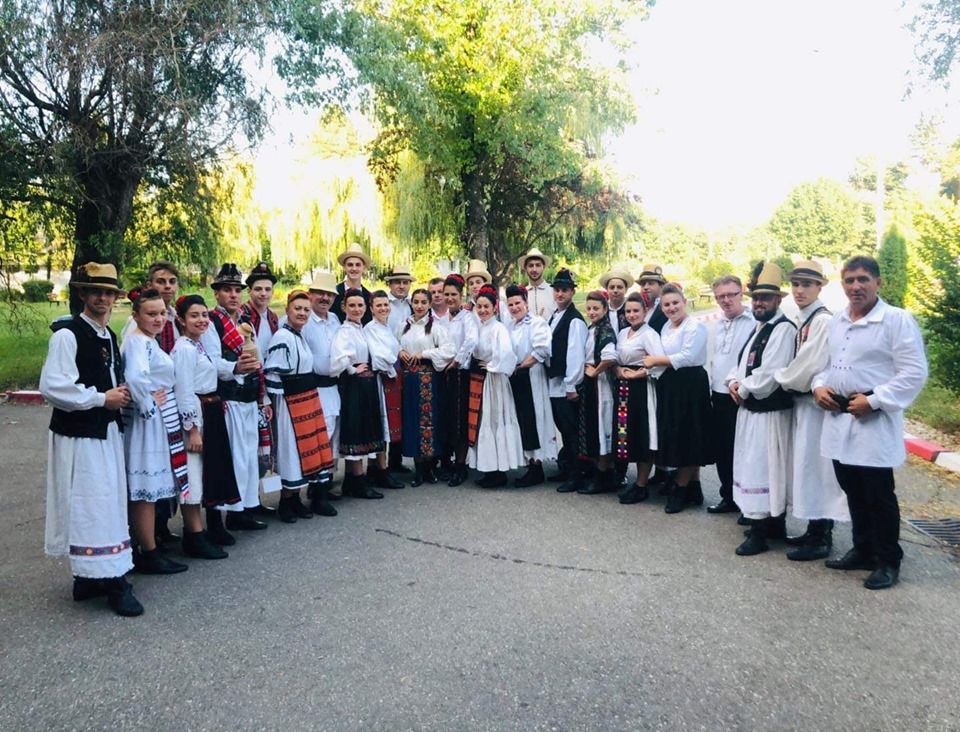 Ansamblul "Someşul" Jibou, locul I la Festivalul Național de Folclor ”Mioveni”