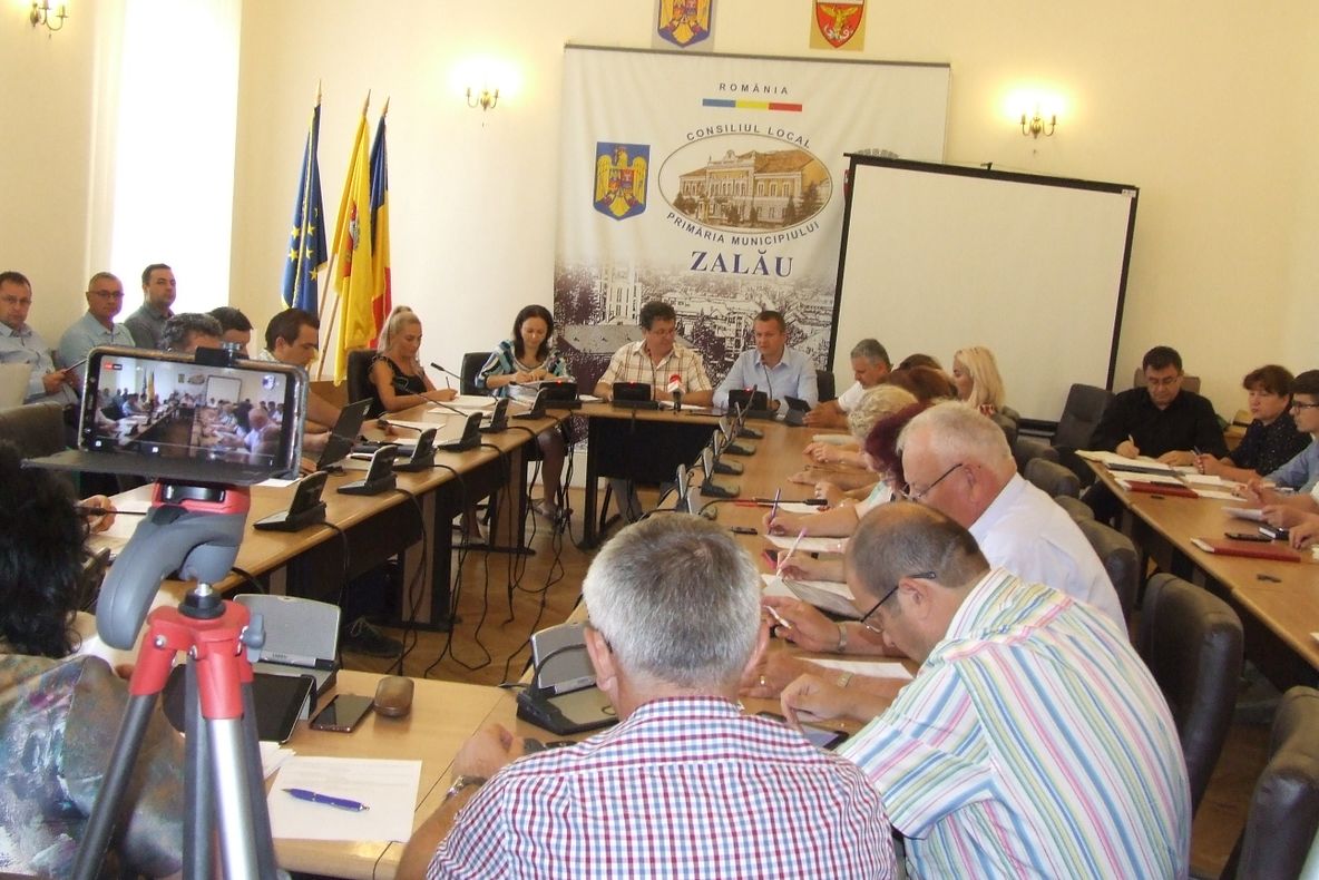 Solidaritate în Consiliul Local. Consilierii, împotriva deciziei Agenţiei de Integritate cu privire la destituirea din funcţie a viceprimarului Fazakas Nicolae