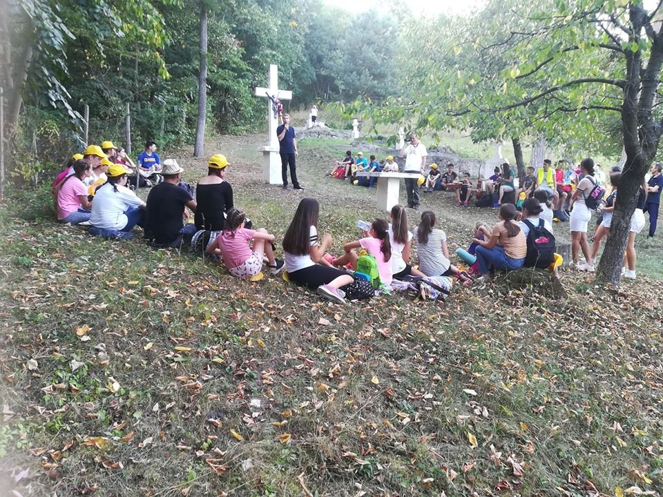 Tinerii greco-catolici, în pelerinaj la Sighet. 165 de km pe jos, pentru a cinsti memoria lui Iuliu Maniu și altor martiri