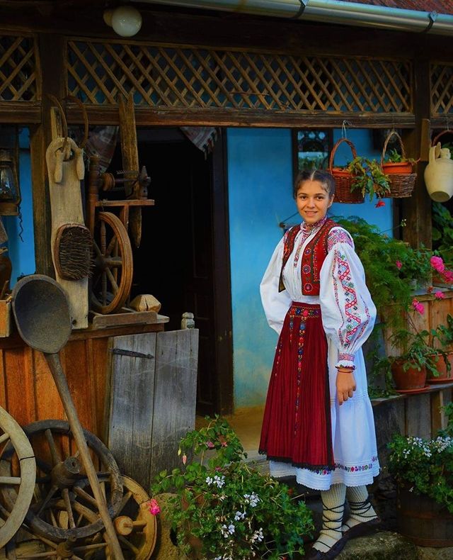 La Muzeul de Artă Populară ''Ligia Alexandra Bodea'', spectacol de muzică şi poezie sacră şi laică. Intrarea liberă