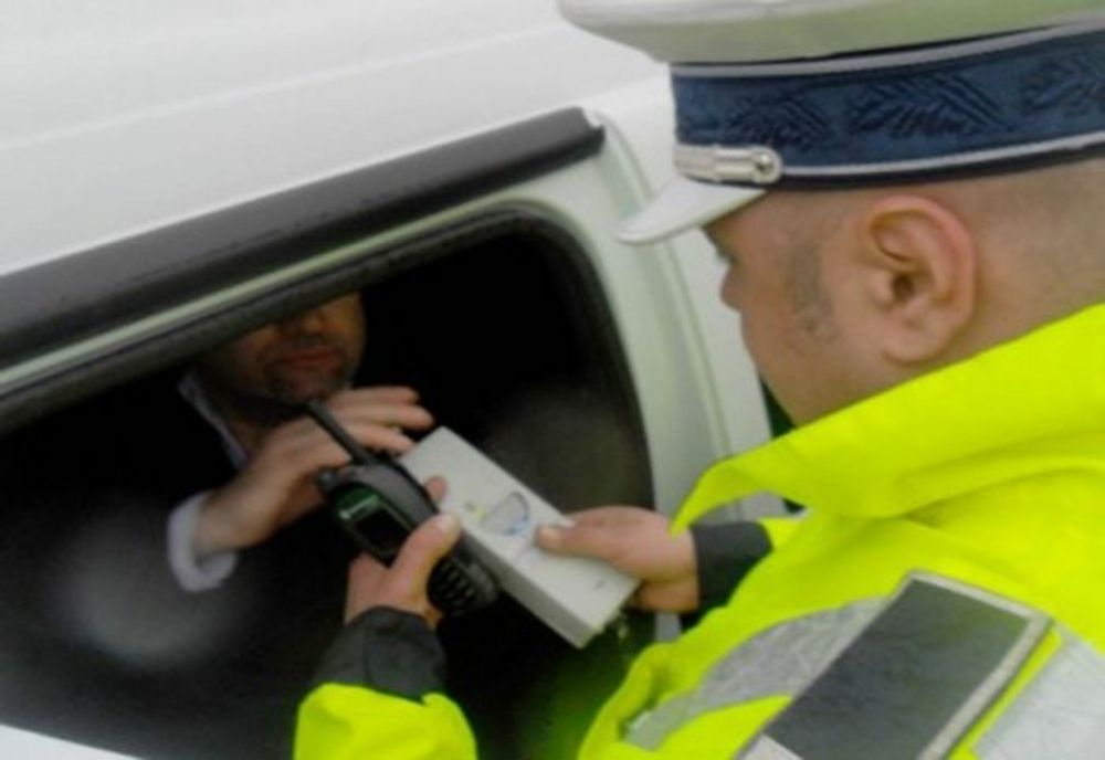 Un sălăjean și un clujean, prinși criță la volan! Unul avea permisul suspendat și a fost reținut pentru 24 de ore