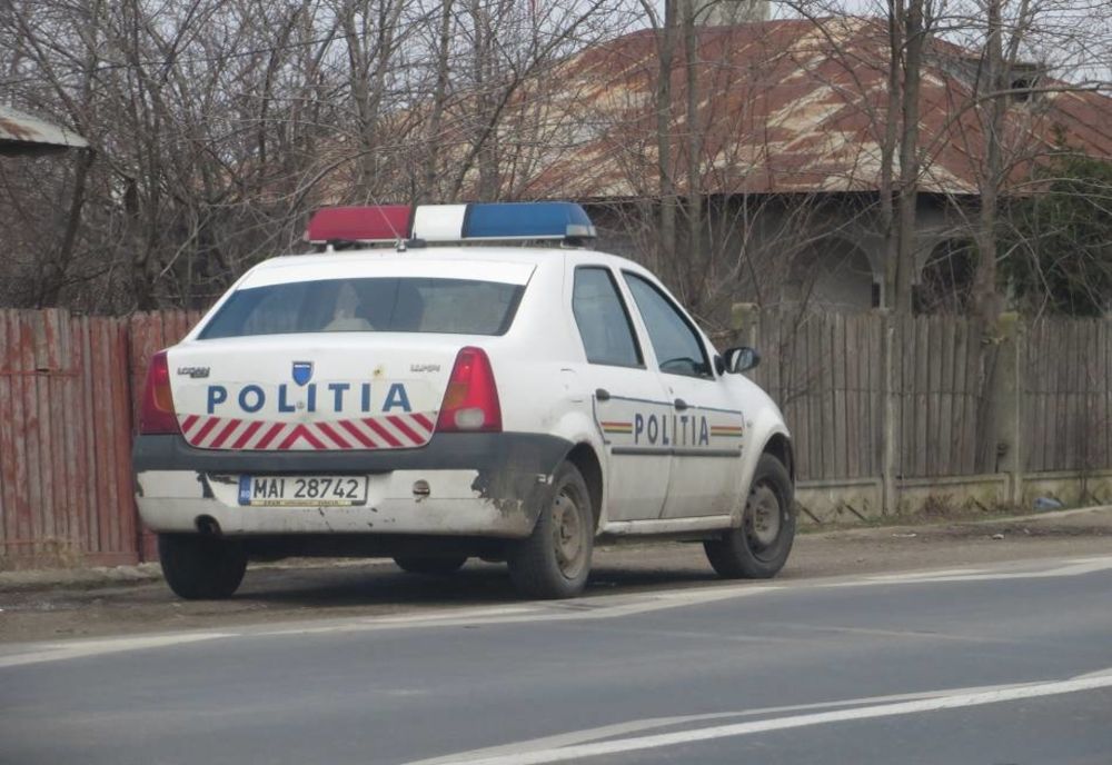Cercetat penal pentru conducerea unui autoturism neînmatriculat și cu număr fals