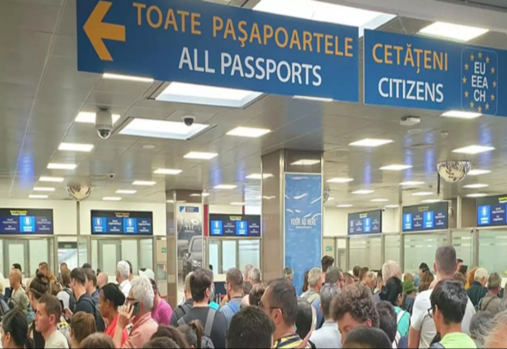 PASAGERI BLOCAȚI DE 9 ORE PE AEROPORTUL OTOPENI DUPĂ CE ZBORUL LE-A FOST ANULAT FĂRĂ EXPLICAȚII