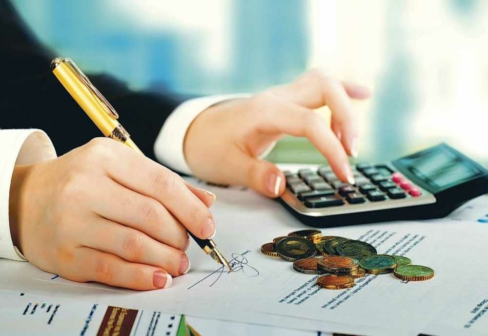 AVERTISMENT BNR: NOUL GUVERN VA CREȘTE TAXELE! LA CE TREBUIE SĂ NE AȘTEPTĂM DUPĂ ALEGERI