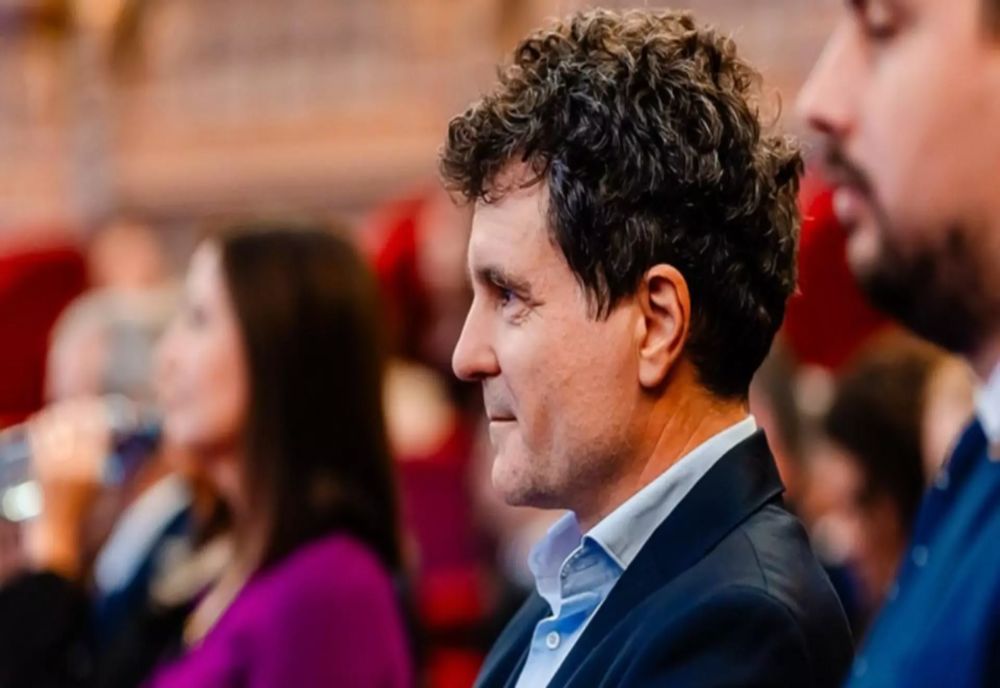 CONTESTAȚIE LA CCR ÎMPOTRIVA LUI NICUȘOR DAN