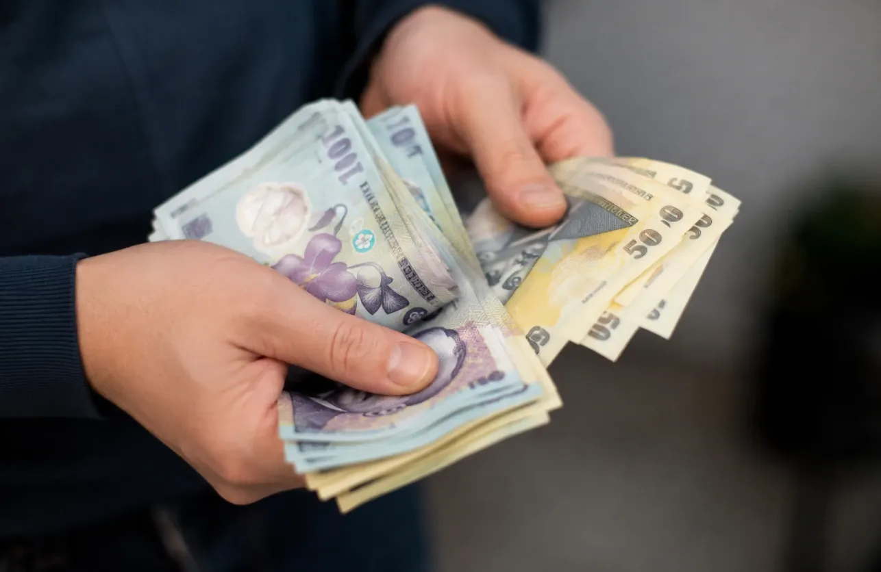 Topul județelor în care se câștigă cel mai bine în România. Diferența față de ultimele clasate trece de 3.500 de lei