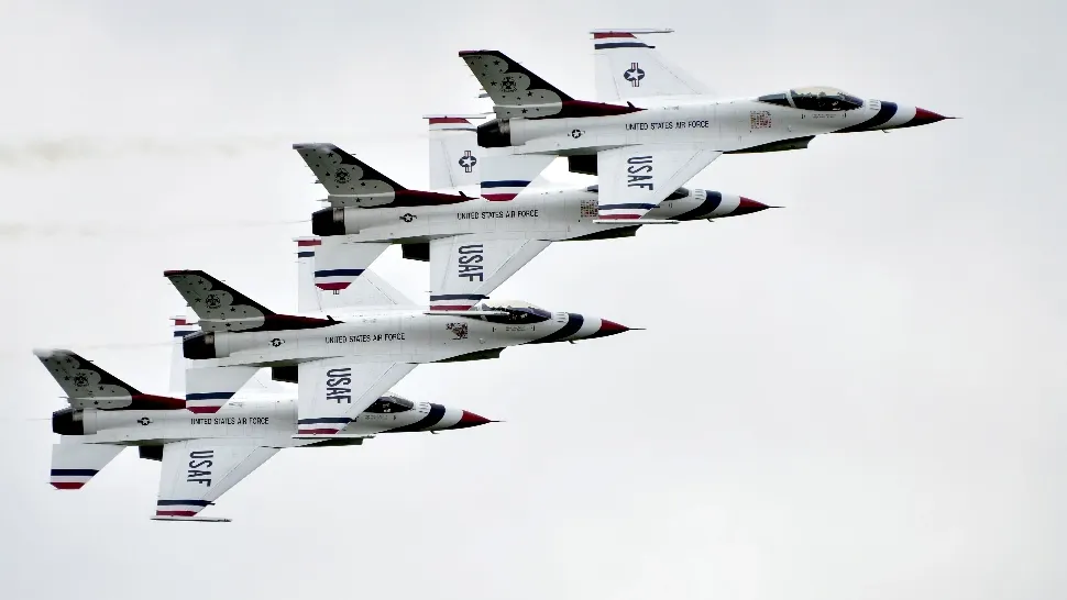 Avioane F-16