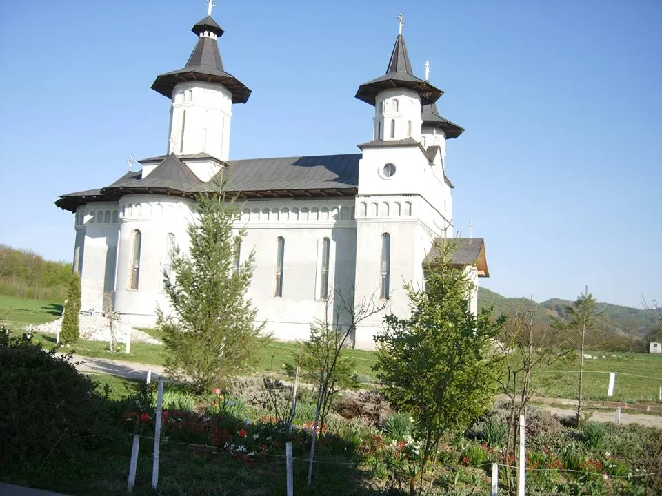 rus manastire