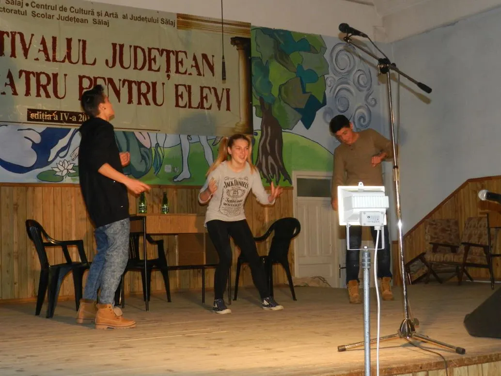 festival teatru