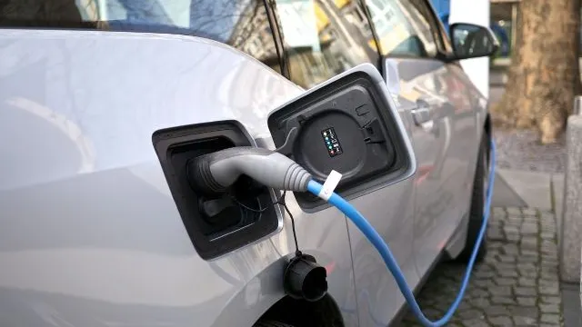 stații electrice
