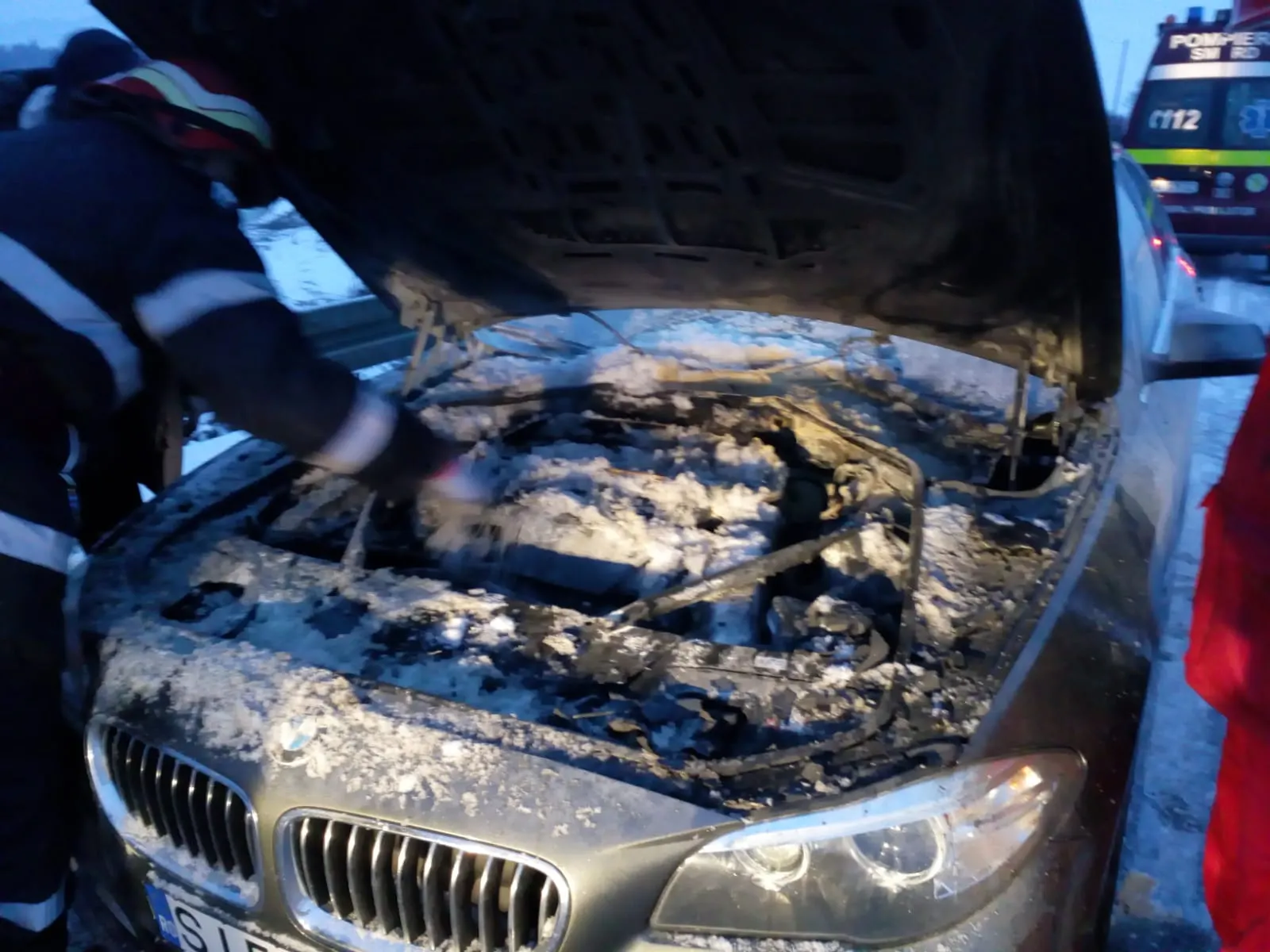 incendiu bmw