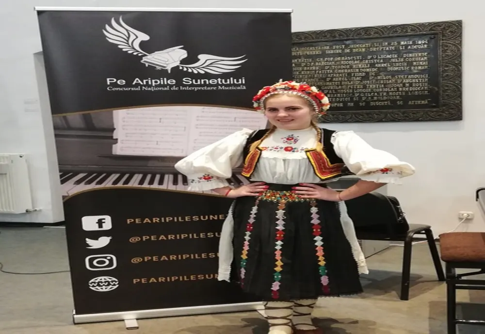 O elevă de a Liceul de Artă ''Ioan Sima'', pe podium la Concursul naţional de interpretare muzicală ''Pe Aripile Sunetului''