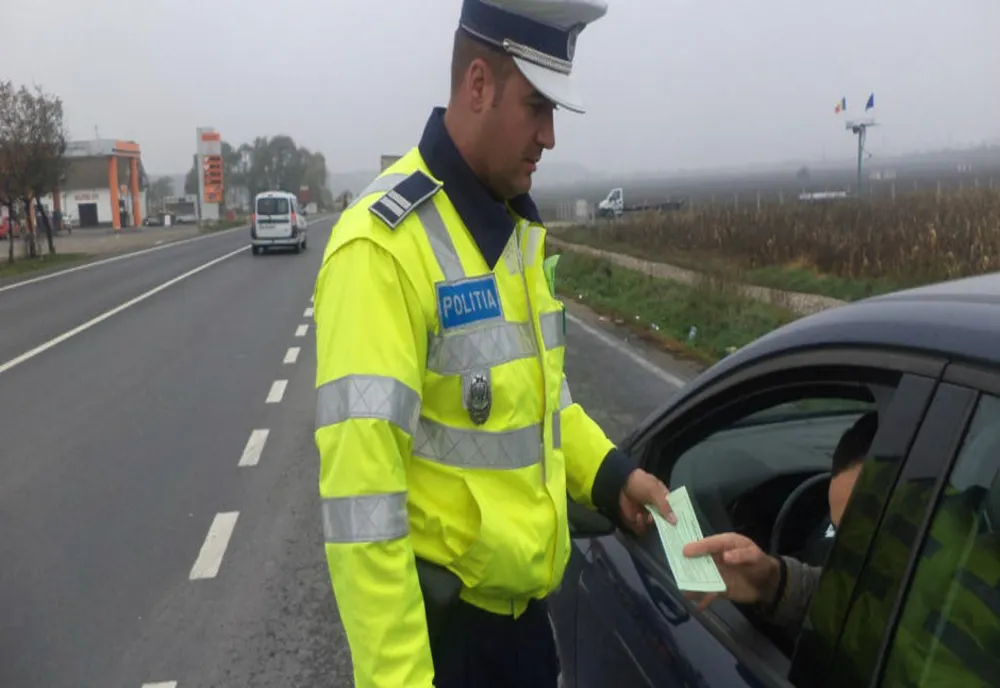 Poliţiştii sălăjeni au aplicat sute de amenzi, în doar 48 de ore
