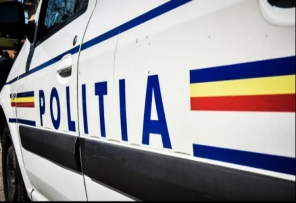Polițiști și jandarmi - acțiuni în mai multe localități din județ