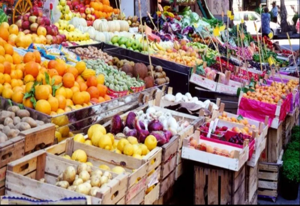 Scumpirile se ţin lanţ. De la o lună la alta prețurile de consum tot mai mari