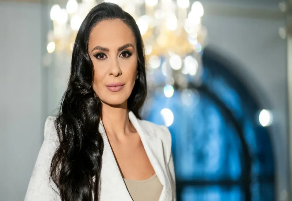 Alexandra Păcuraru | Oricât de întunecate ar fi vremurile pe care le trăim, eu vă garantez că există speranță