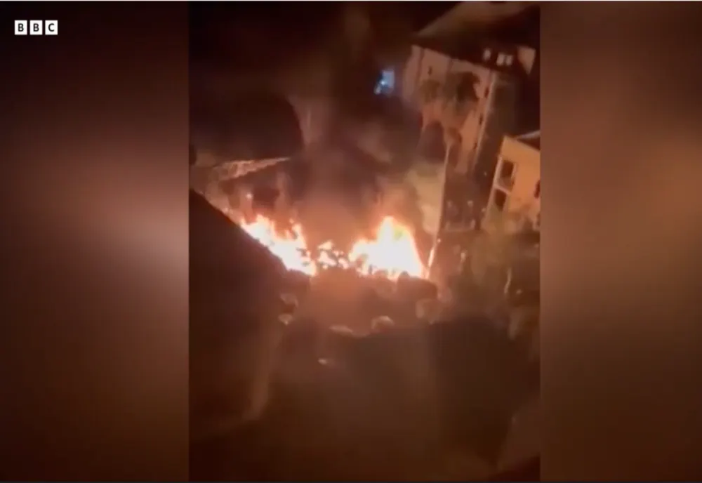 Spital bombardat în Fâșia Gaza. Sute de oameni au murit