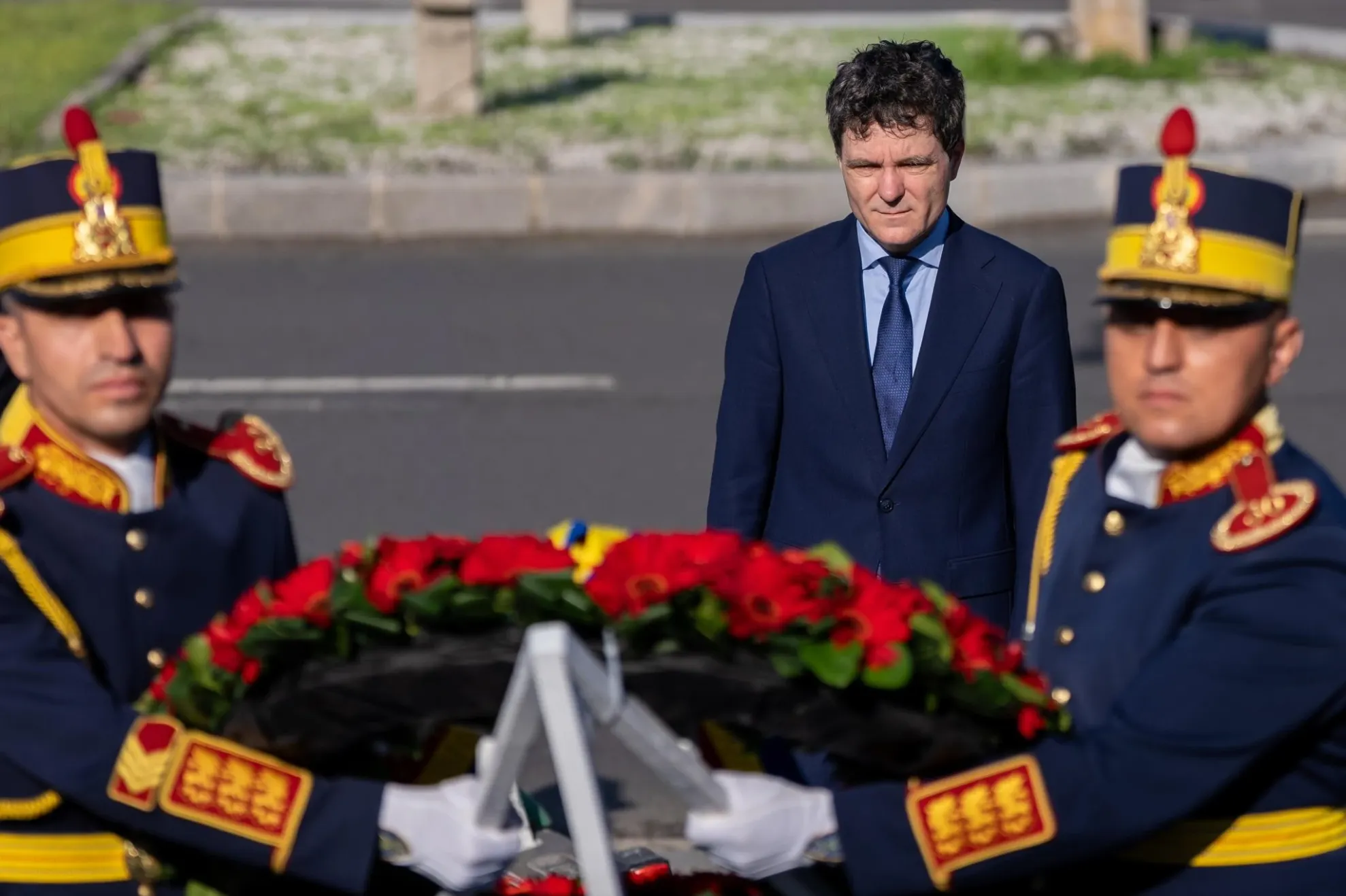 Ceremonie simbolică după instituirea unei noi zile naționale