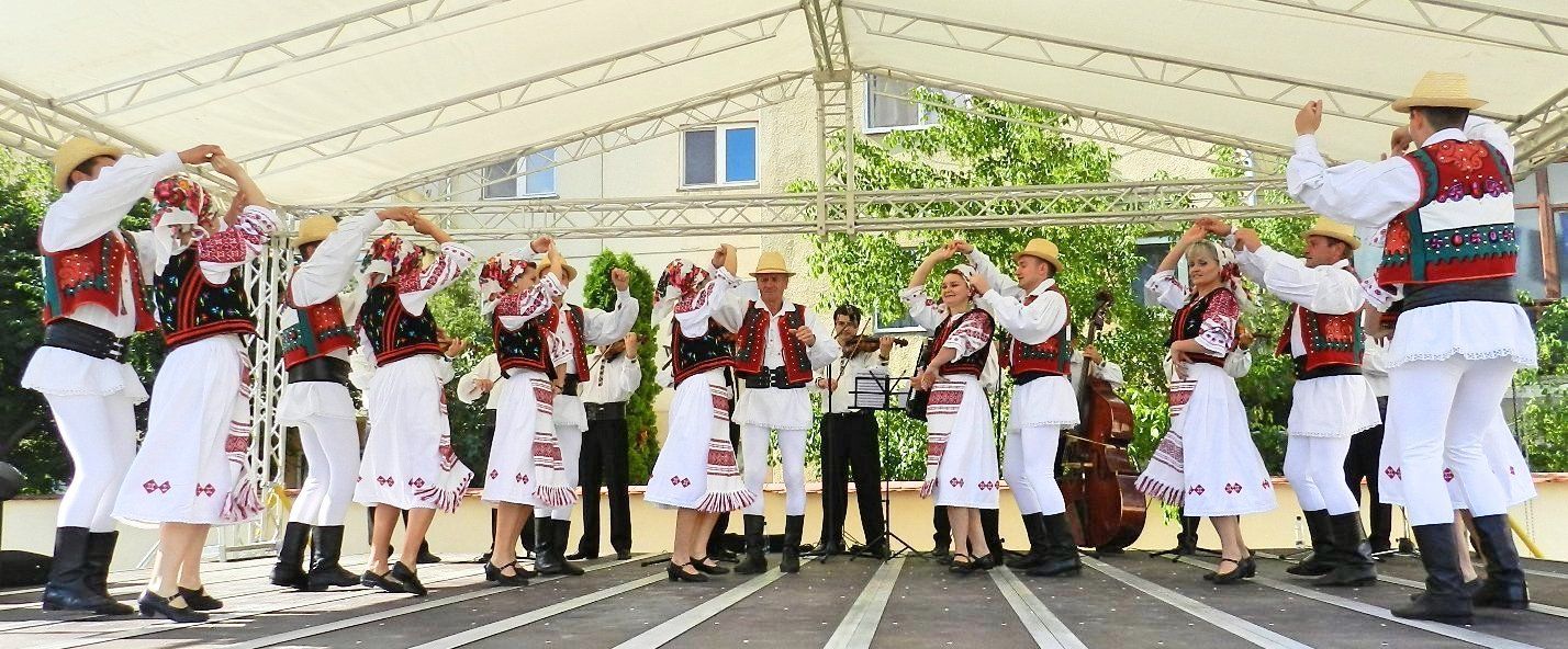 foto amsamblul Mesesul